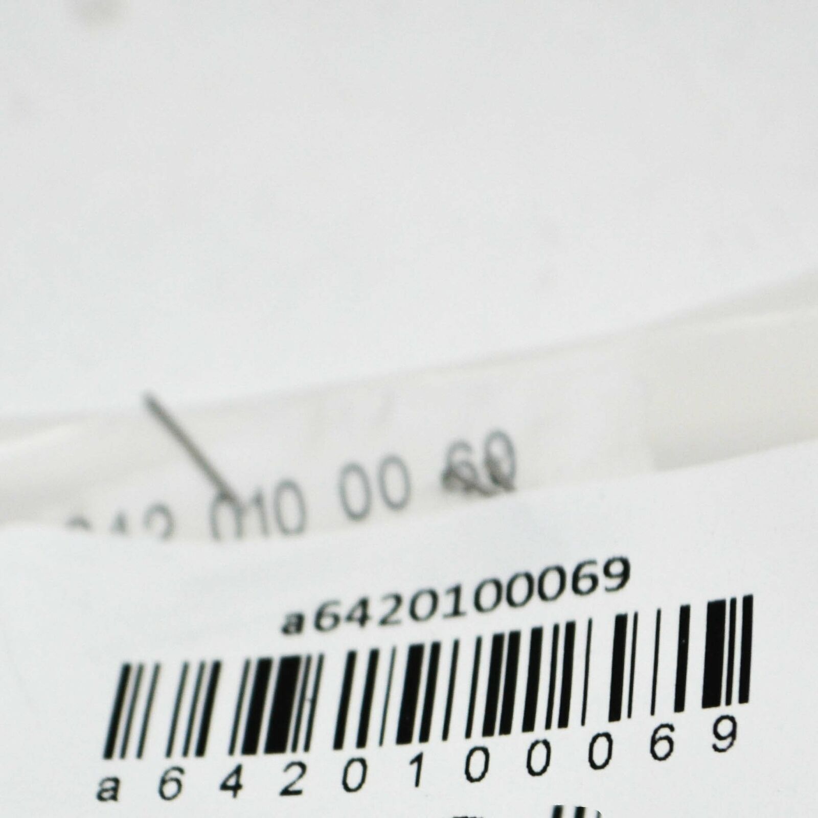 NEW MERCEDES-BENZ S W222 OIL FILLER NECK CAP COVER A6420100069 ORIGINAL