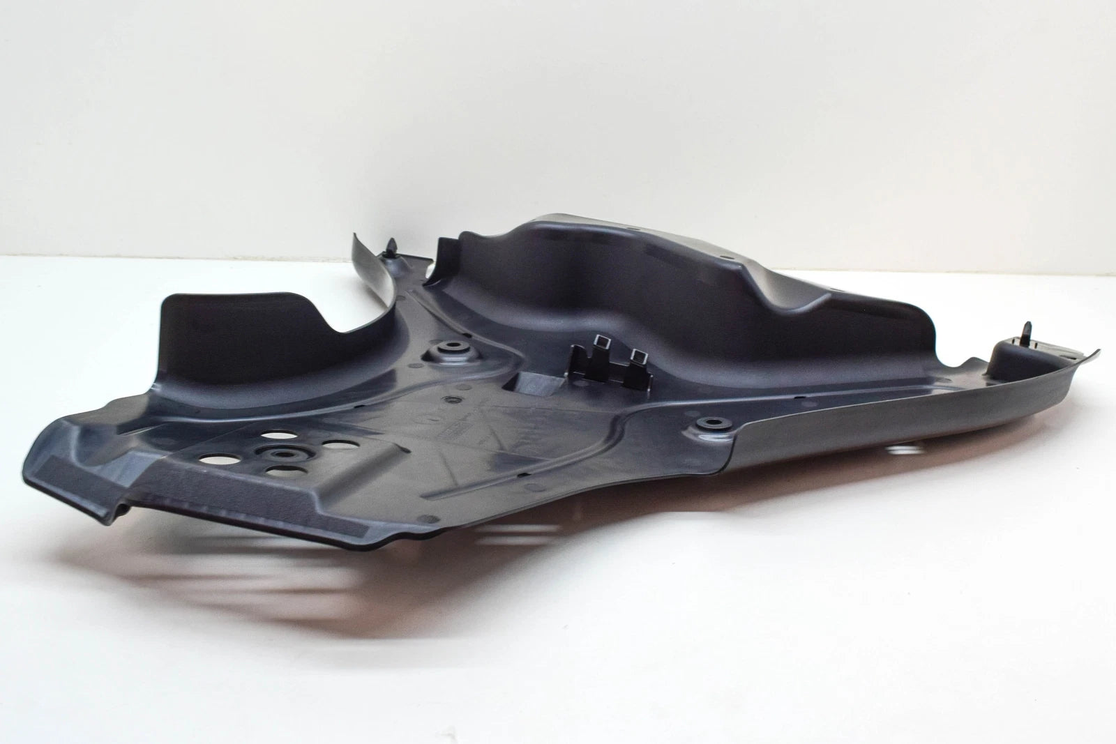 NEW MB VITO W447 REAR TO LEFT WHEEL ARCH SPLASH GUARD A44788903009051 ORIGINAL