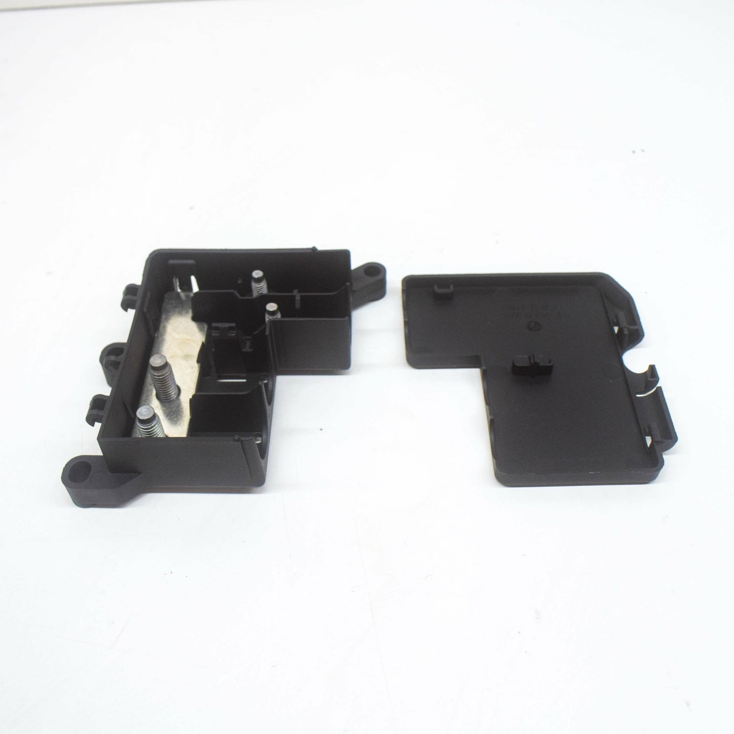 NEW AUDI A6 C8 FRONT RIGHT LOWER FUSE BOX 4K0941828 ORIGINAL