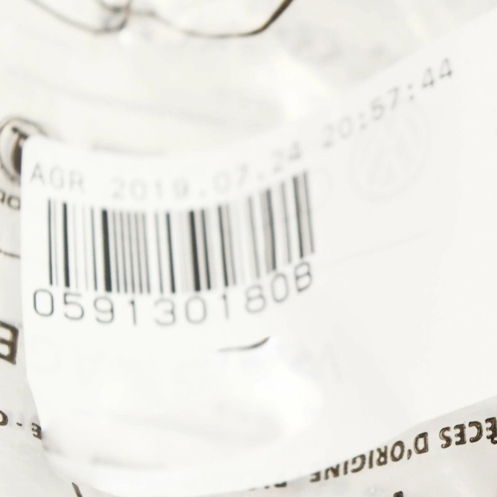 NEW AUDI A4 8E B7 FUEL INJECTION PUMP BRACKET 059130180B ORIGINAL