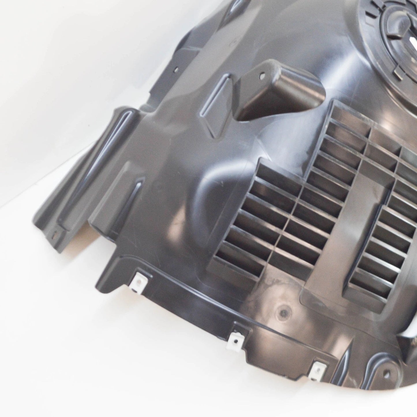 NEW MB GLB X247 FRONT LEFT WHEEL ARCH LINER FRONT PART A2478840300 ORIGINAL