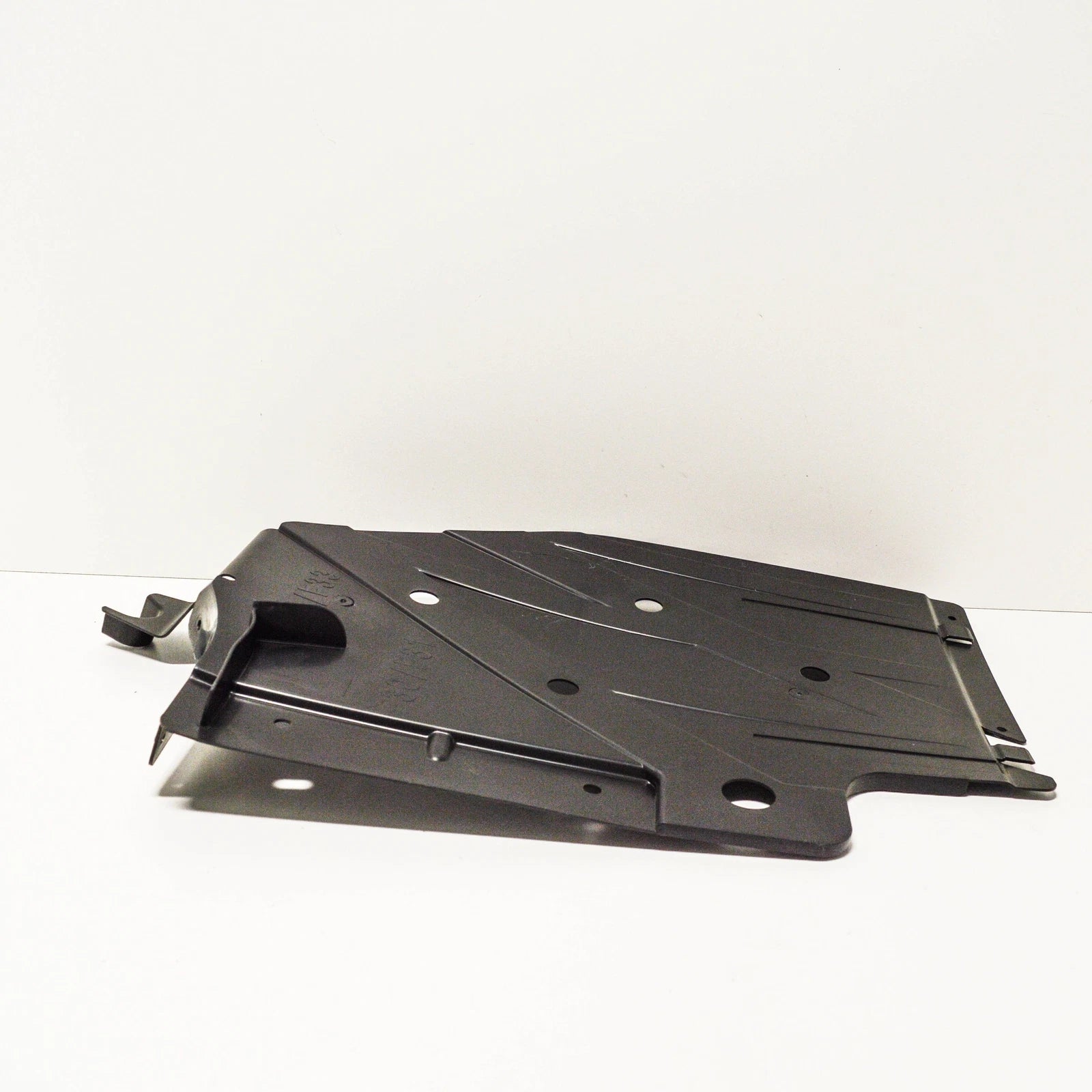 NEW BMW 3 F30 LEFT SIDE UNDERBODY COVER 51757258049 2013 ORIGINAL