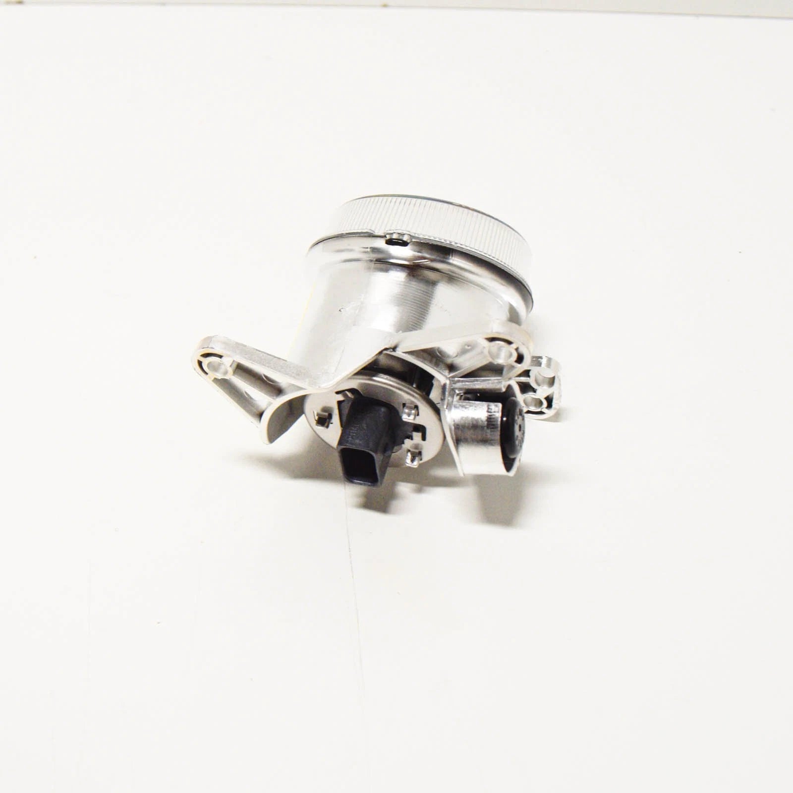 NEW MERCEDES-BENZ E W212 FRONT LEFT FOG LIGHT A2128200356 ORIGINAL