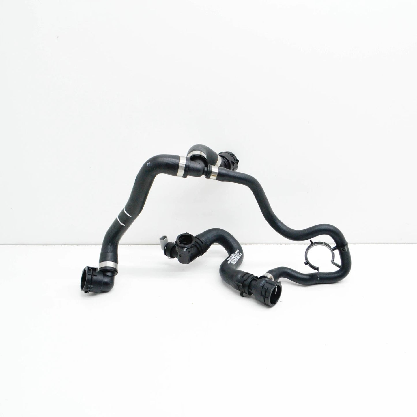 NEW MERCEDES-BENZ E W213 COOLANT FILLING HOSE PIPE A2385012800 ORIGINAL