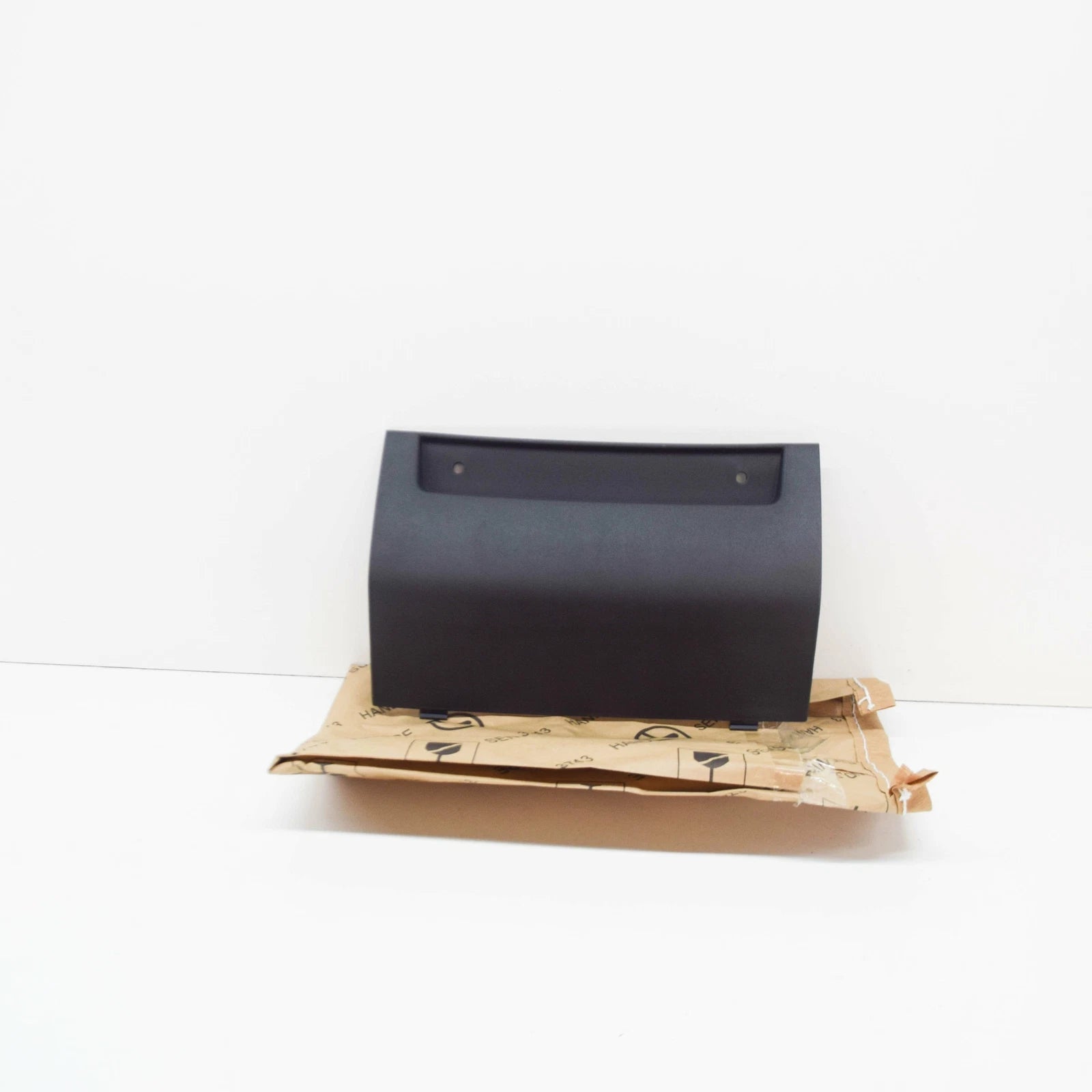 NEW AUDI A1 MK1 REAR BUMPER TOWBAR HITCH COVER 8X08073979B9