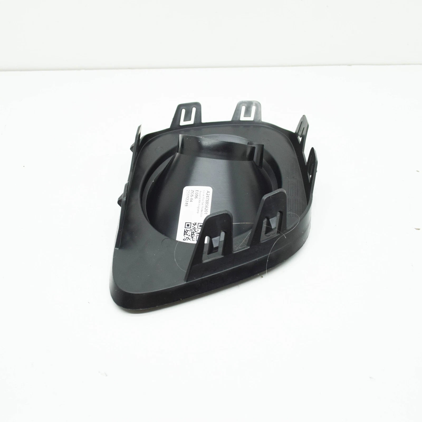 NEW MB GLB X247 FRONT BUMPER OUTER LOWER RIGHT GRILLE COVER A2478856201 ORIGINAL