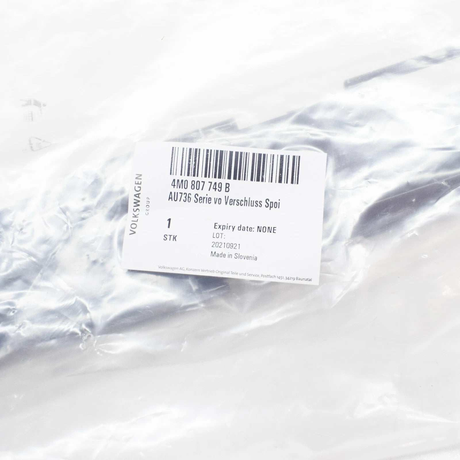 NEW AUDI Q7 4M FRONT BUMPER LEFT END CAP COVER 4M0807749B ORIGINAL