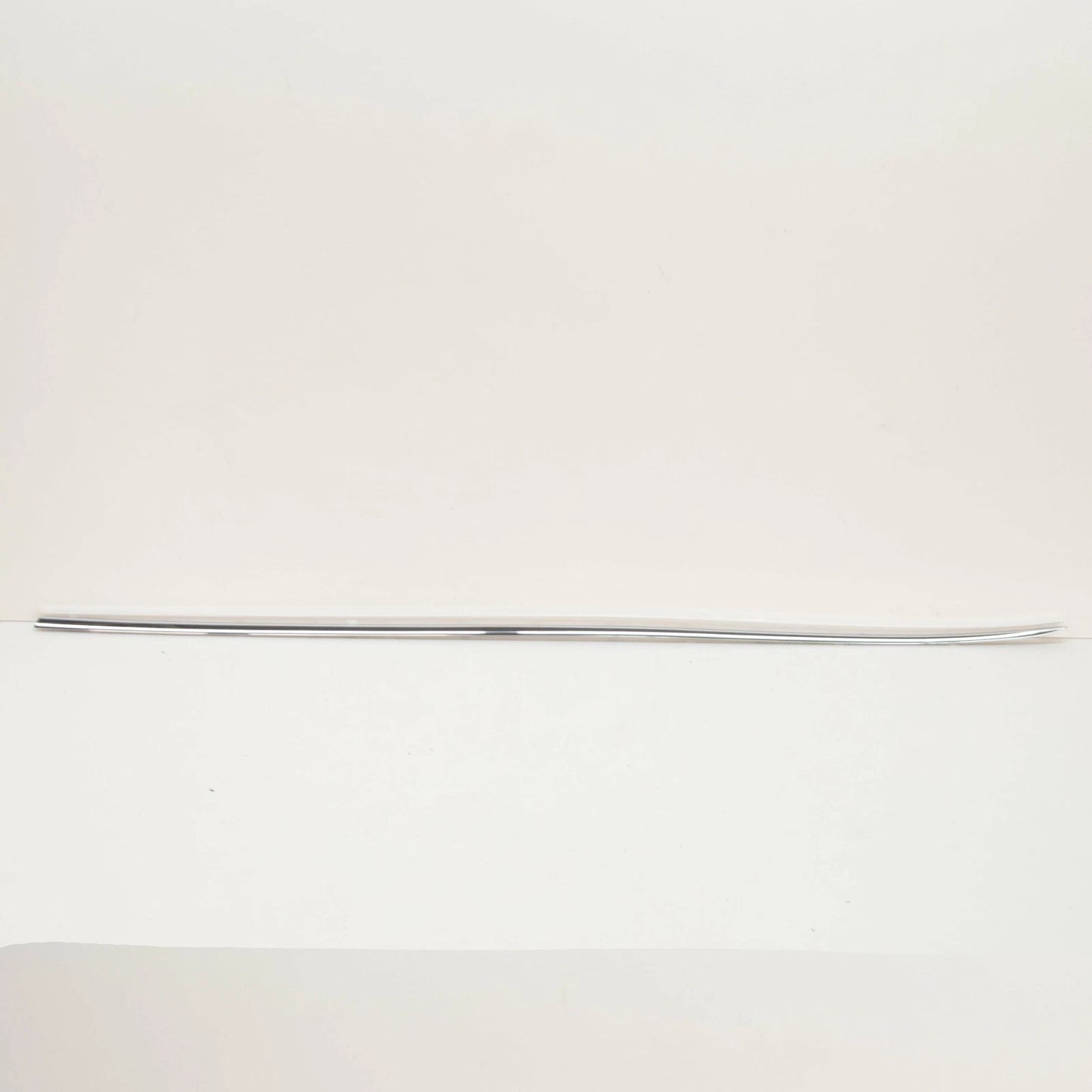 NEW MERCEDES-BENZ C W205 FRONT RIGHT DOOR MOLDING A2056906202 ORIGINAL