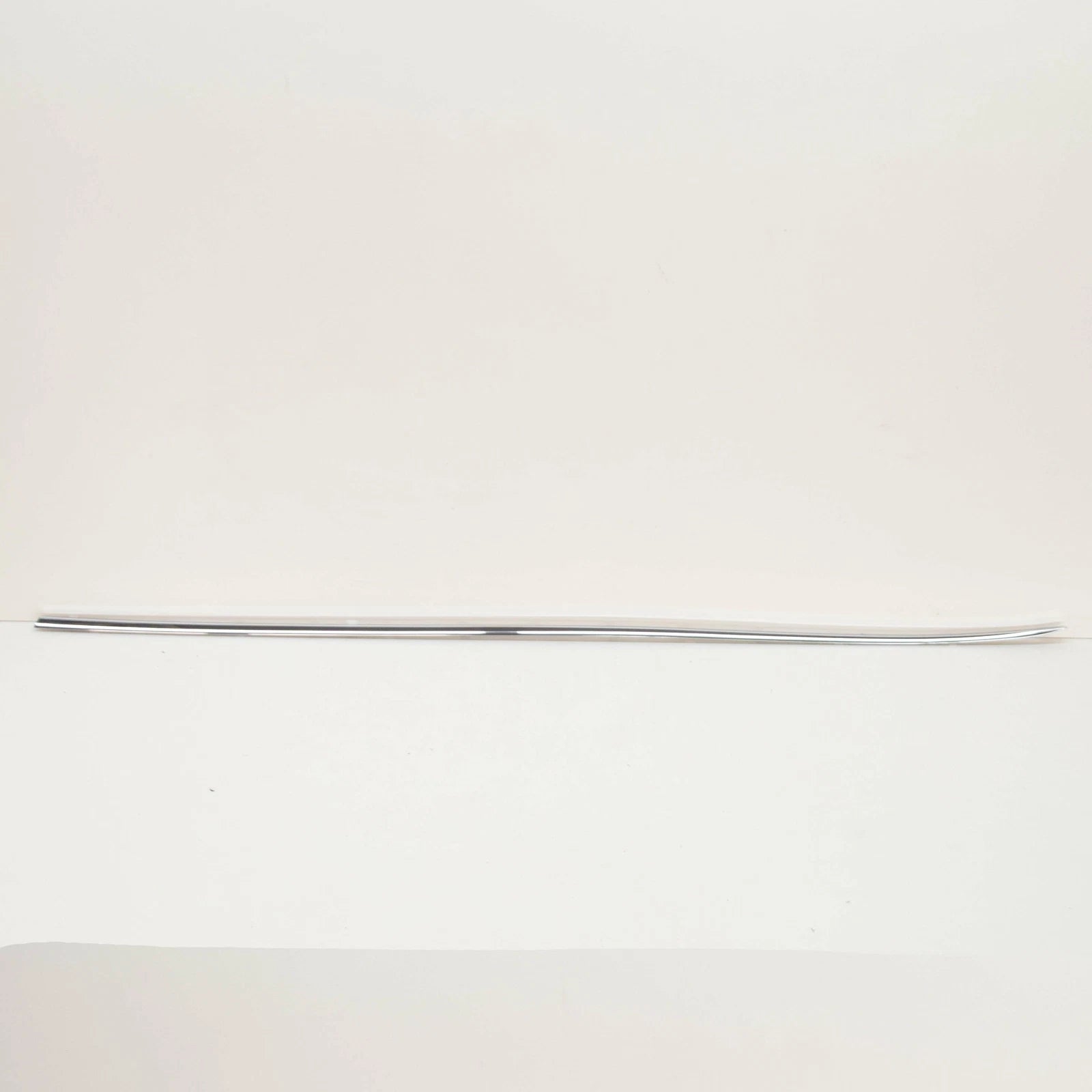 NEW MERCEDES-BENZ C W205 FRONT RIGHT DOOR MOLDING A2056906202 ORIGINAL