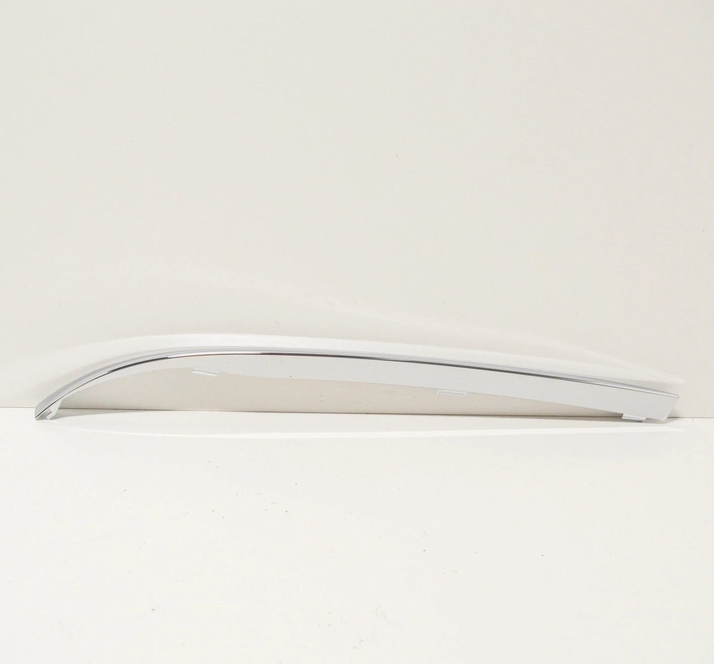 NEW BMW 7 F01 FRONT BUMPER RIGHT MOLDING TRIM 51117295272 7295272 2015 ORIGINAL