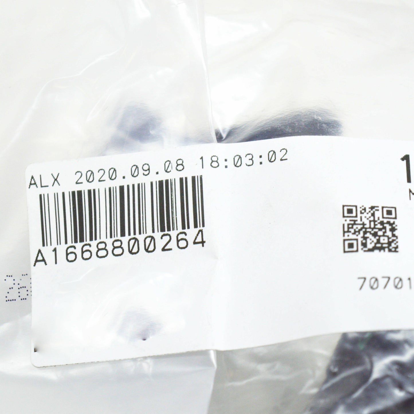 NEW MERCEDES-BENZ GLS X166 ENGINE HOOD SAFETY RETAINING HOOK A1668800264