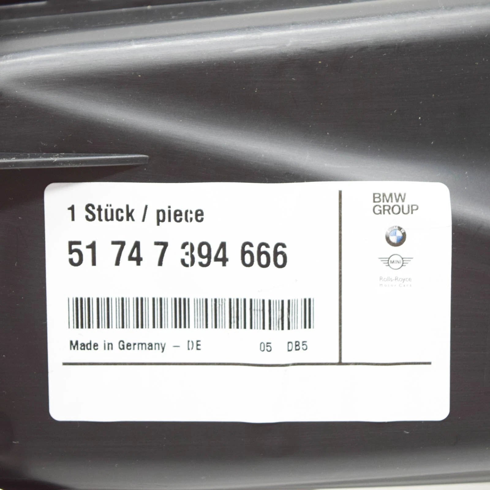 NEW BMW 5 G30 FRONT RIGHT WHEELHOUSING AIR BRAKE DUCT 51747394666 ORIGINAL