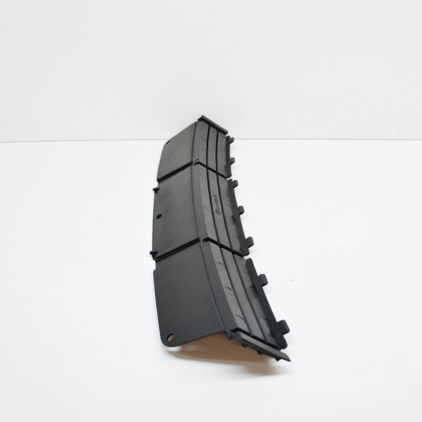 NEW BMW 7 E32 FRONT BUMPER CENTER GRILL GRID 51111928276 1928276 ORIGINAL