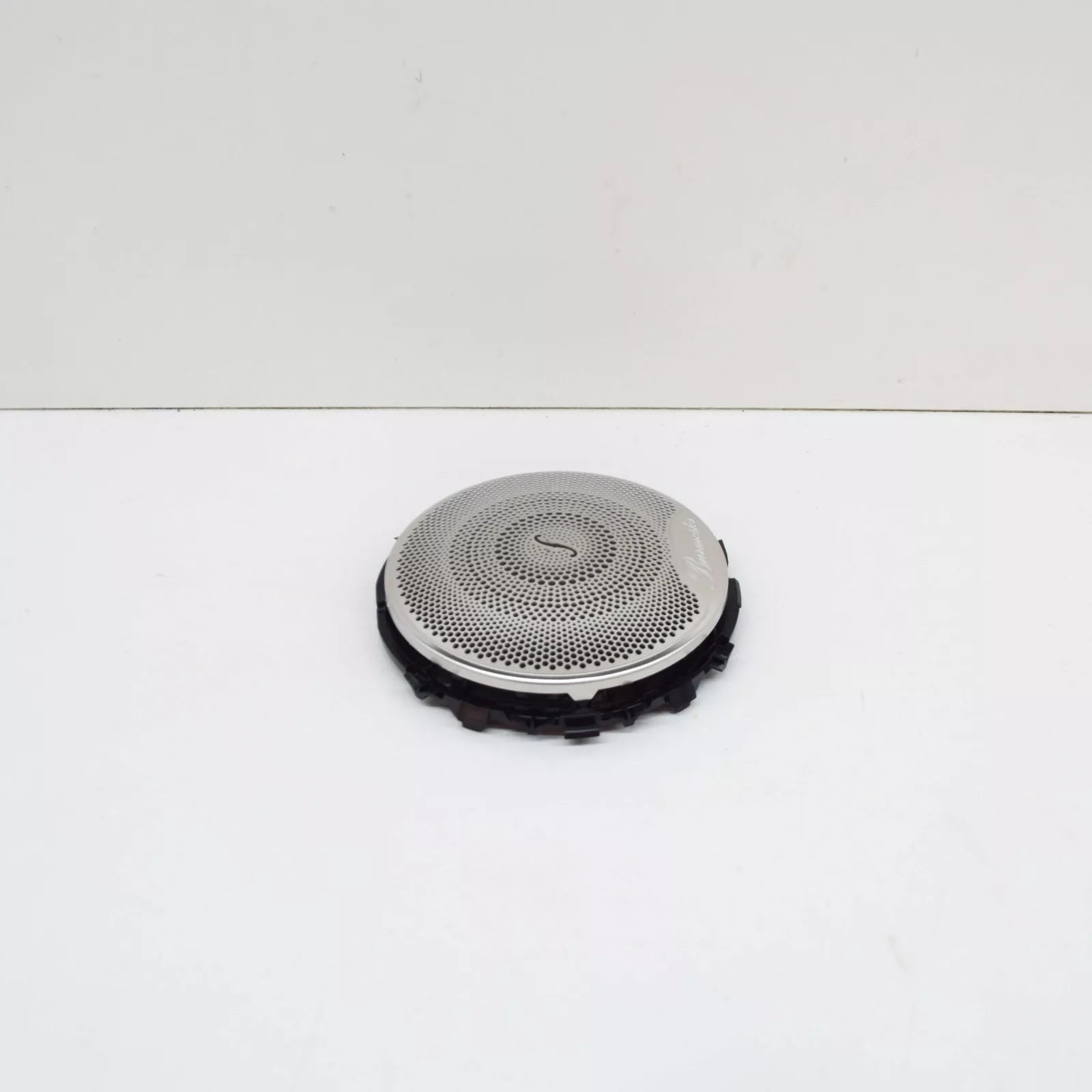 NEW MB E W213 FRONT LEFT DOOR PANEL LOUDSPEAKER COVER A2137275700