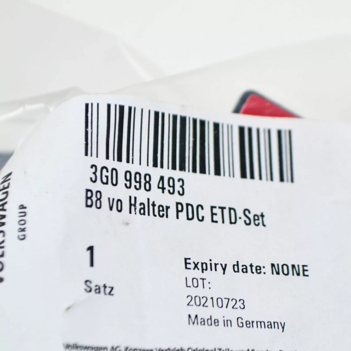 NEW VOLKSWAGEN PASSAT B8 3G FRONT BUMPER PDC SENSOR SET 3G0998493