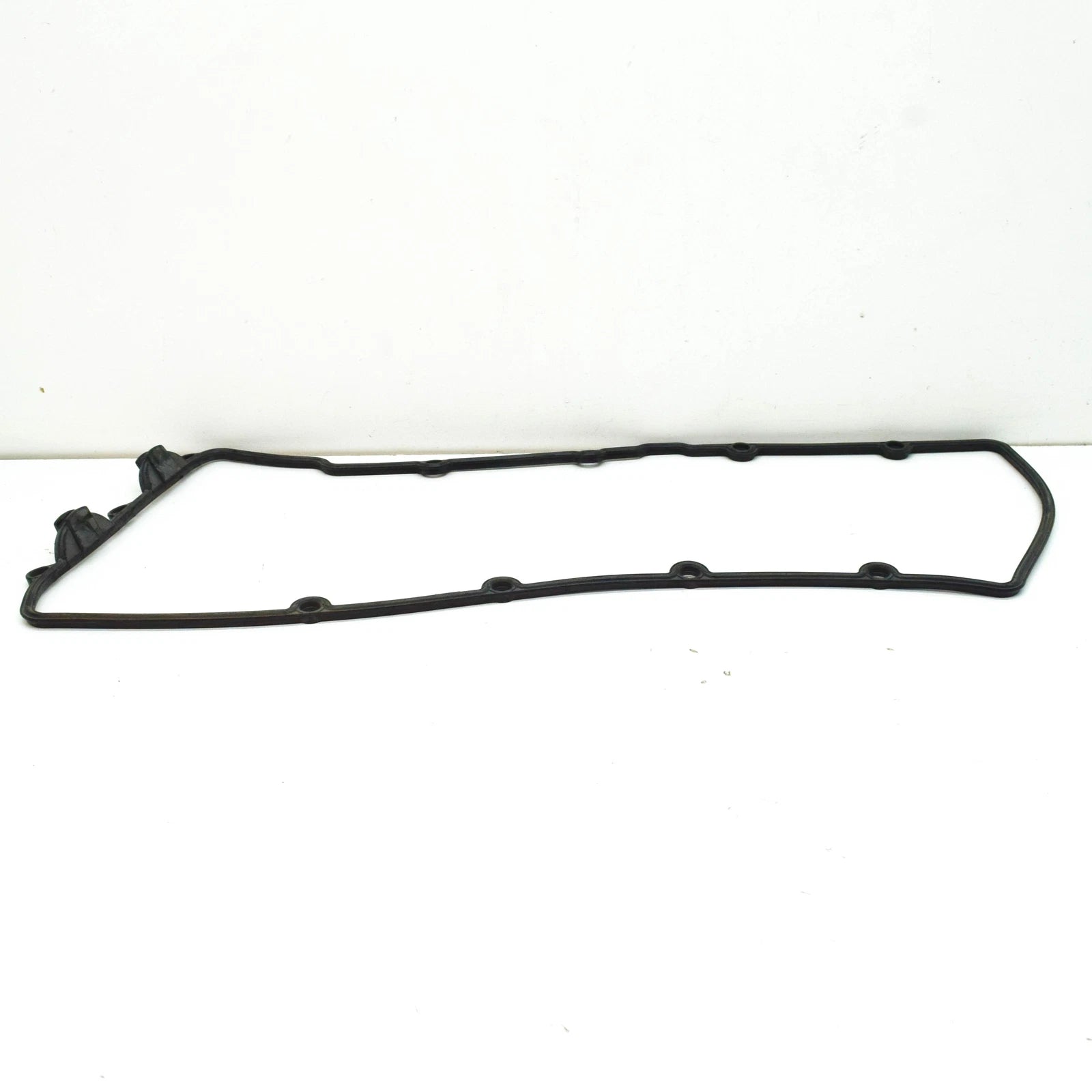 NEW BMW 7 E65 CYLINDER HEAD COVER GASKET 11122248372 ORIGINAL