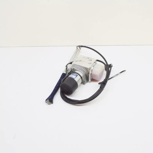 NEW MERCEDES-BENZ S W220 REAR END FLOOR PUMP A2208000048 ORIGINAL