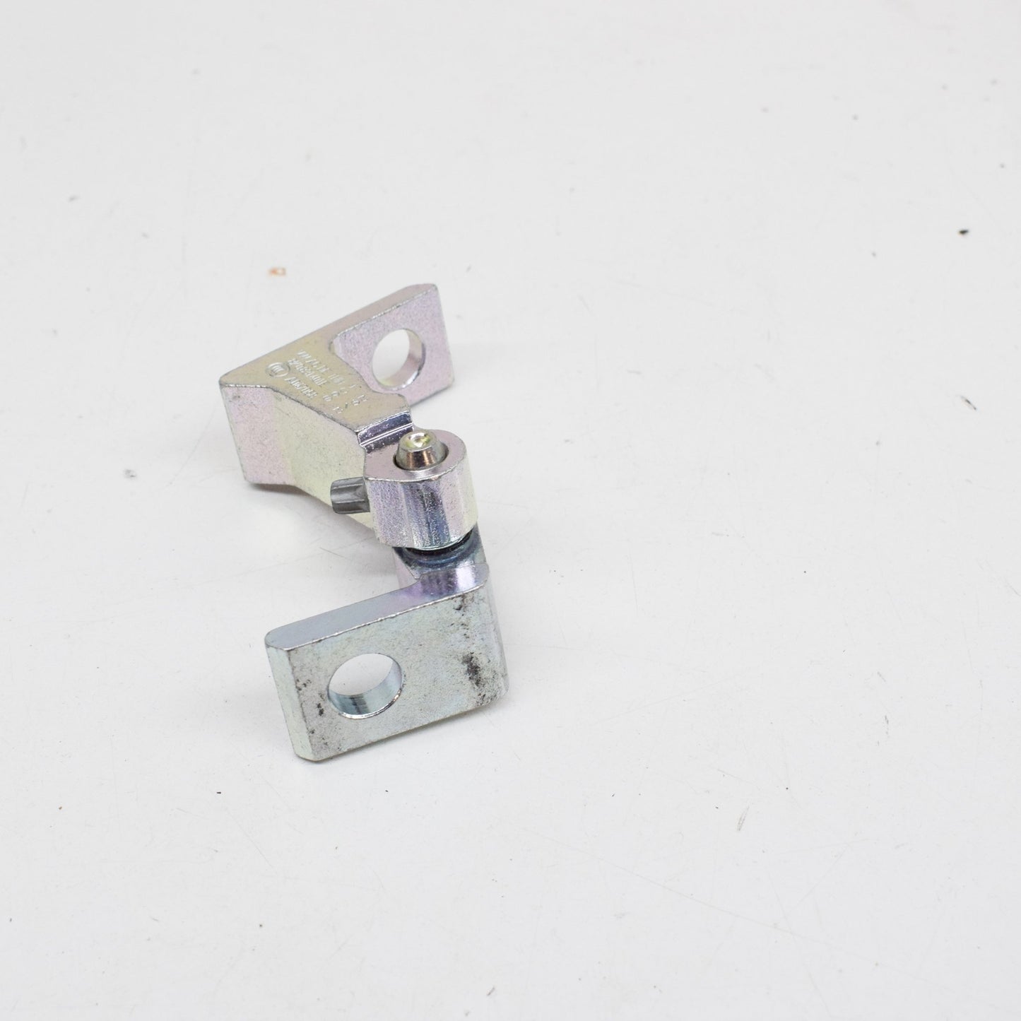 NEW AUDI A4 B8 LEFT DOOR HINGE 8K0831401E ORIGINAL