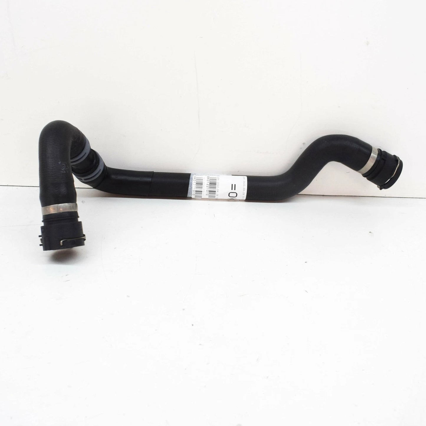 NEW AUDI A4 B8 RADIATOR UPPER COOLANT HOSE 8K0122101G