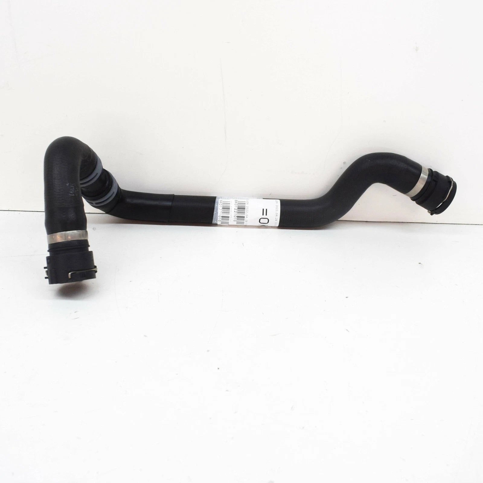 NEW AUDI A4 B8 RADIATOR UPPER COOLANT HOSE 8K0122101G