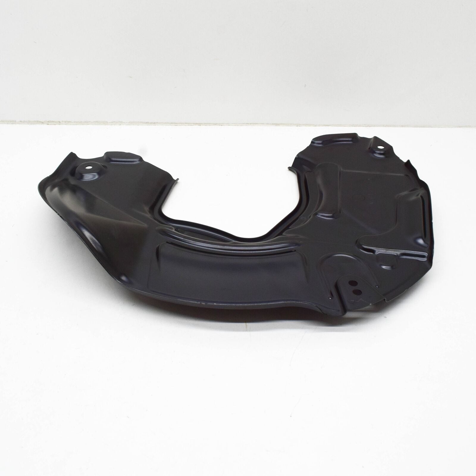 NEW MERCEDES-BENZ S-CLASS W222 FRONT RIGHT BRAKE DISC COVER A2224211020 ORIGINAL