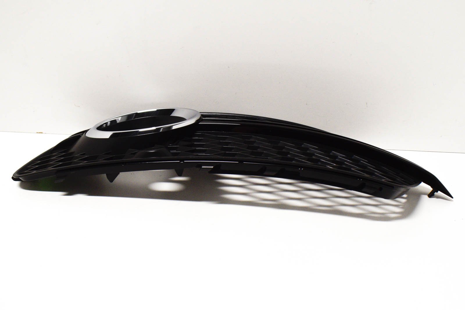 new audi q5 8r front bumper right side grille 8r0807682nbji 8r0807682 original