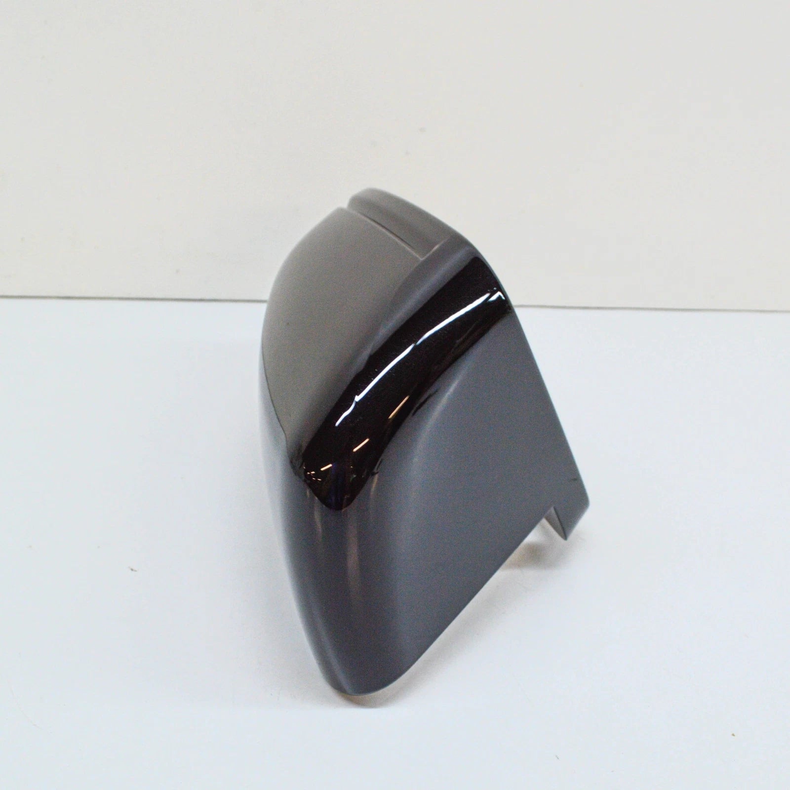 NEW MB GLA-CLASS X156 RIGHT WING MIRROR COVER CAP A24681102009191