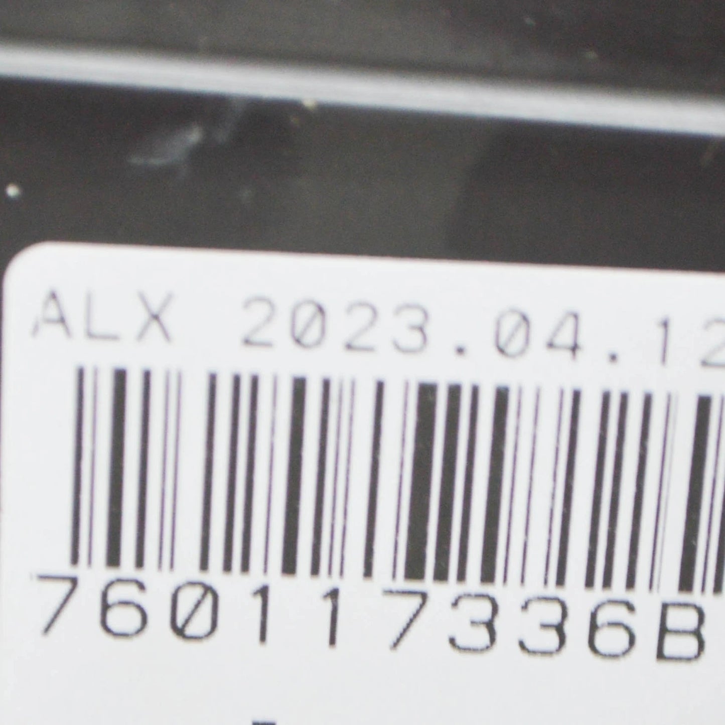 NEW VOLKSWAGEN TOUAREG CR7 RADIATOR AIR DIVERTER 760117336B 2018 ORIGINAL