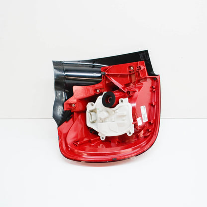 NEW MERCEDES-BENZ GLA X156 REAR RIGHT OUTER TAILLIGHT A1569060858 ORIGINAL