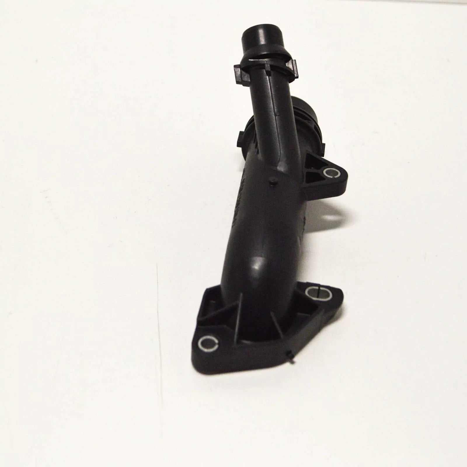 NEW BMW 1 E81 1.6I 89KW COOLING SYSTEM CONNECTOR 11537560130 ORIGINAL