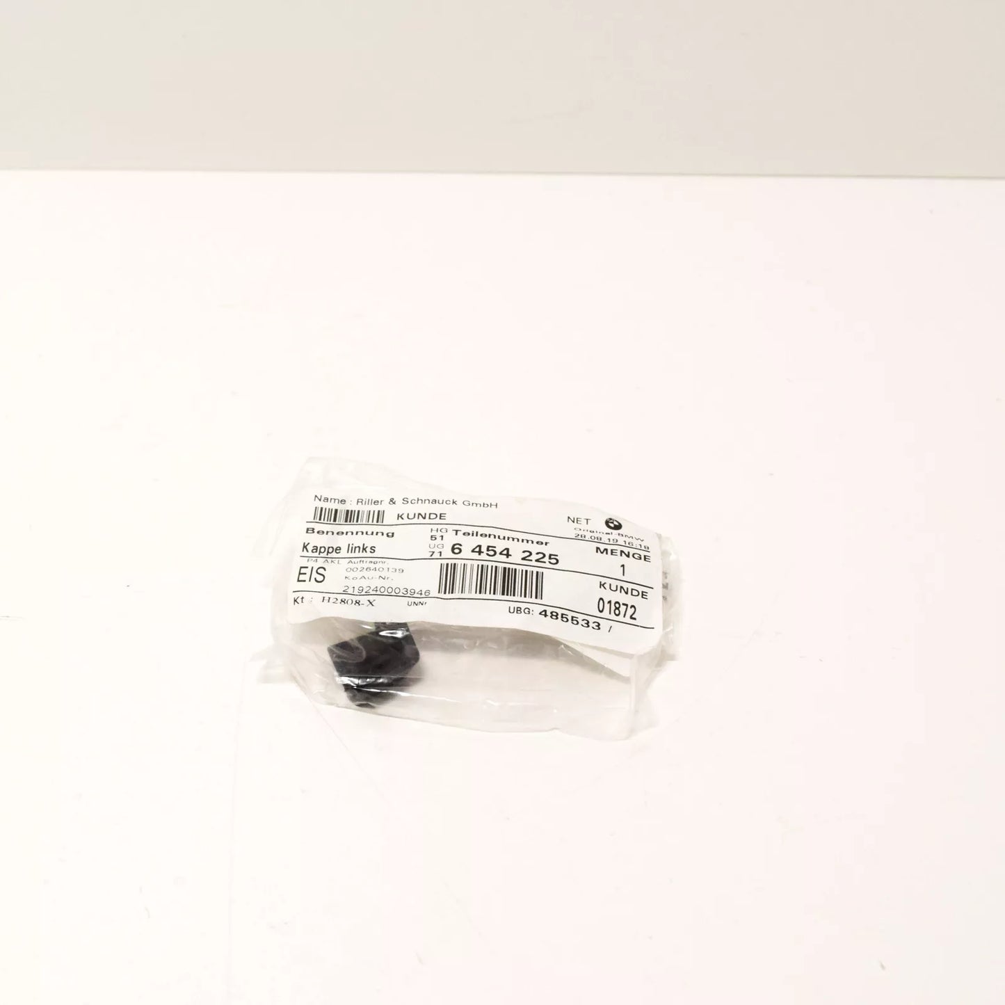 NEW BMW 1502 FRONT LEFT DOOR RUBBER CAP PIECE INTERIOR 51716454225 ORIGINAL