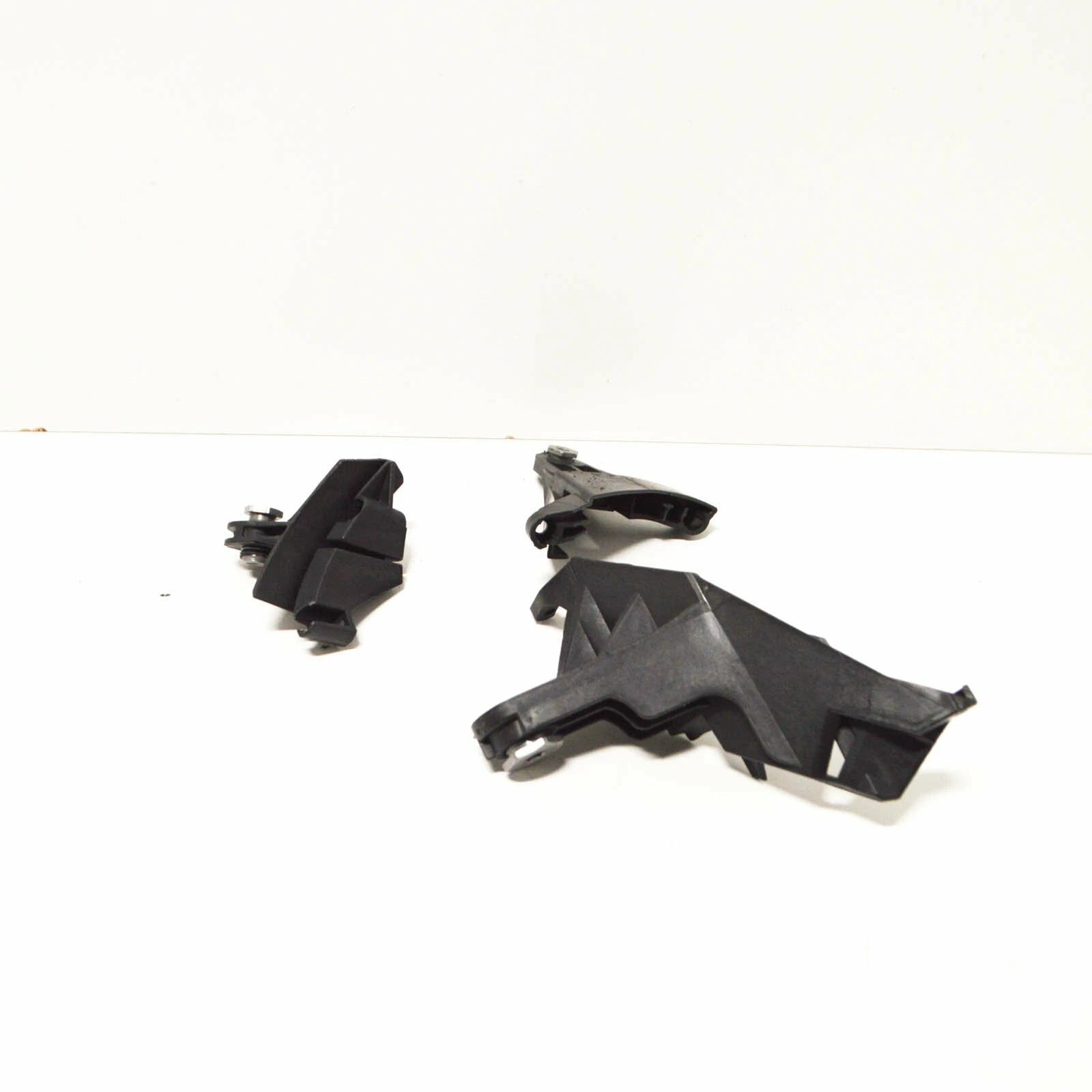 NEW MB E W211 FRONT HEADLIGHT LEFT SIDE REPAIR KIT A2118205114