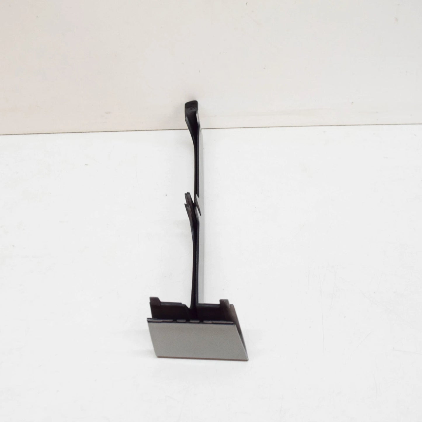 NEW BMW 3 E46 FRONT BUMPER LEFT LOWER GRILLE 51117016511 7016511 ORIGINAL