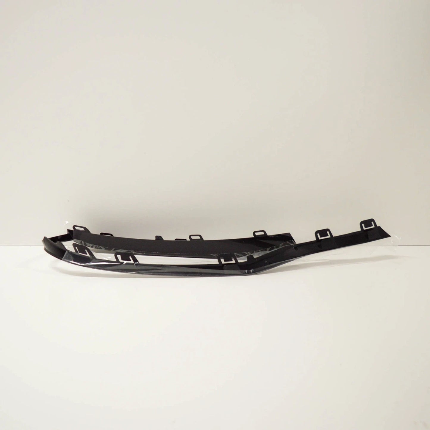 NEW BMW 3 F30 FRONT LEFT FOG LIGHT AIR INLET FINISHER TRIM 51117396853 ORIGINAL