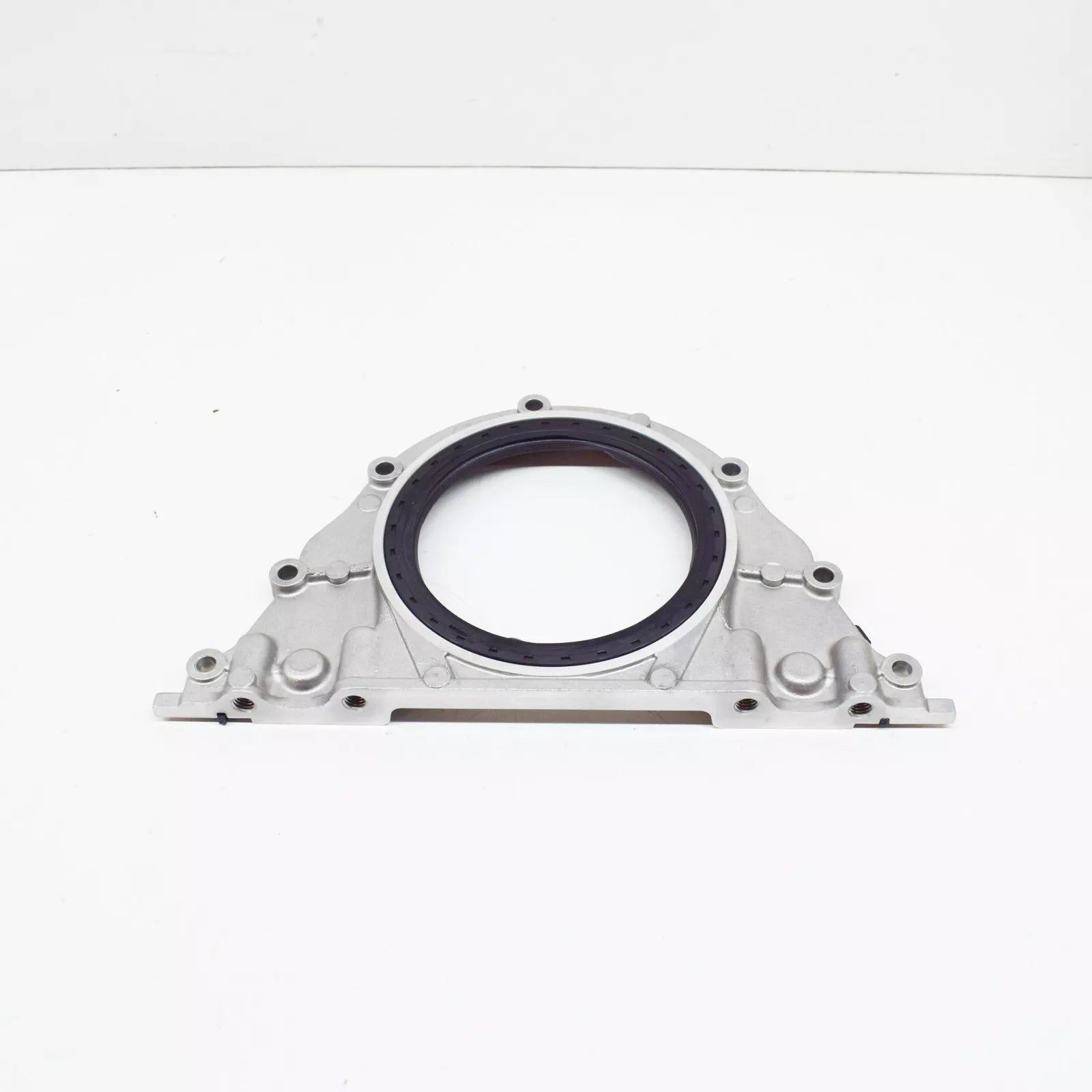 NEW BMW X5 E70 REAR ENGINE CRANKSHAFT COVER 8483798 11148483798 GENNUINE