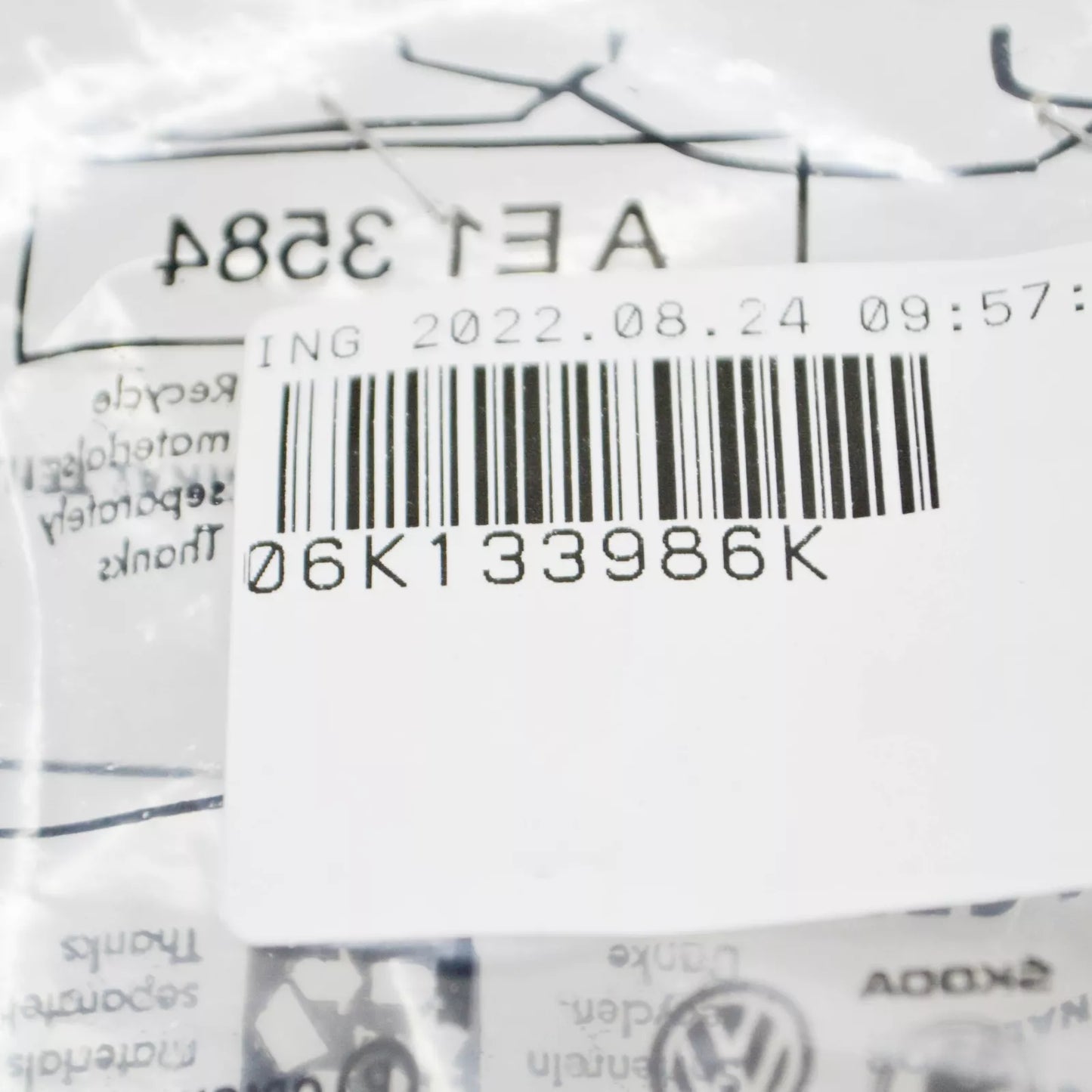 NEW AUDI A4 AVANT B8 FUEL LINE 06K133986K