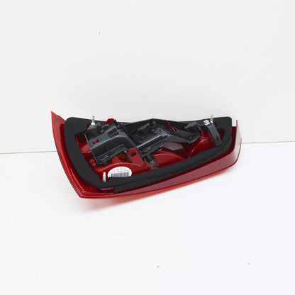NEW AUDI A1 8X REAR LID RIGHT TAILLIGHT 8X0945094D