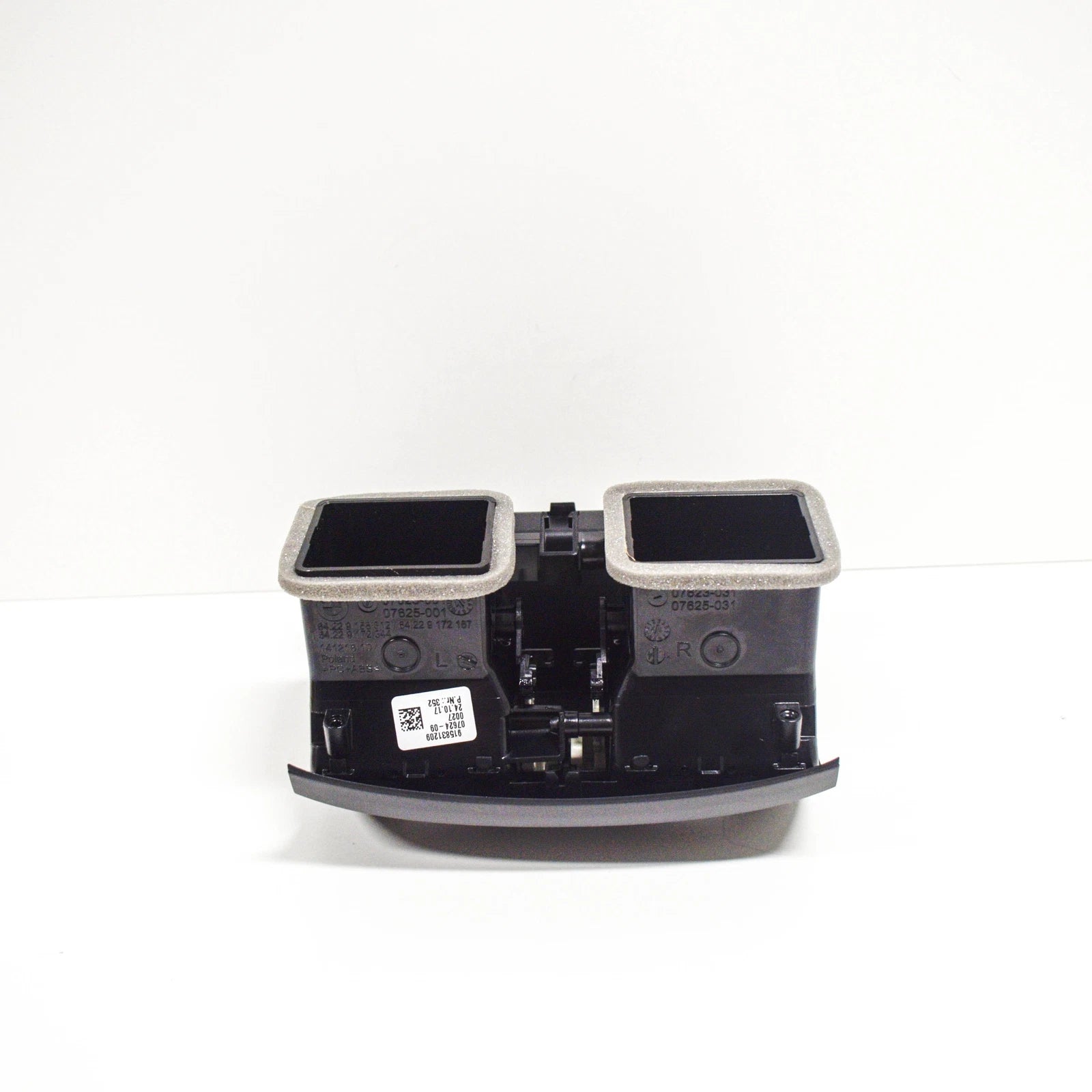 NEW BMW 5 F10 REAR CENTER CONSOLE AIR VENT GRILLE 64229158312 9158312 ORIGINAL