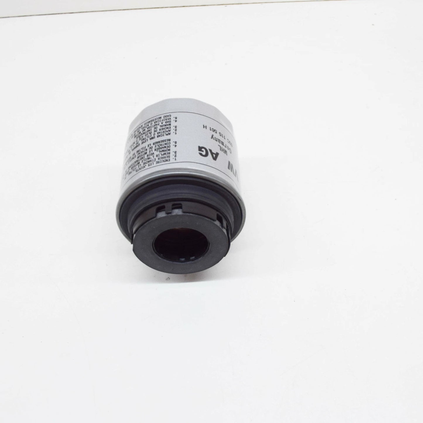 NEW VOLKSWAGEN BEETLE A5 OIL FILTER 03C115561H ORIGINAL