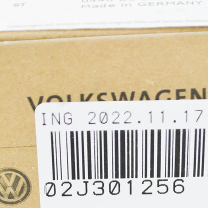 NEW AUDI A1 MK1 MANUAL TRANSMISSION END CAP 02J301256 ORIGINAL