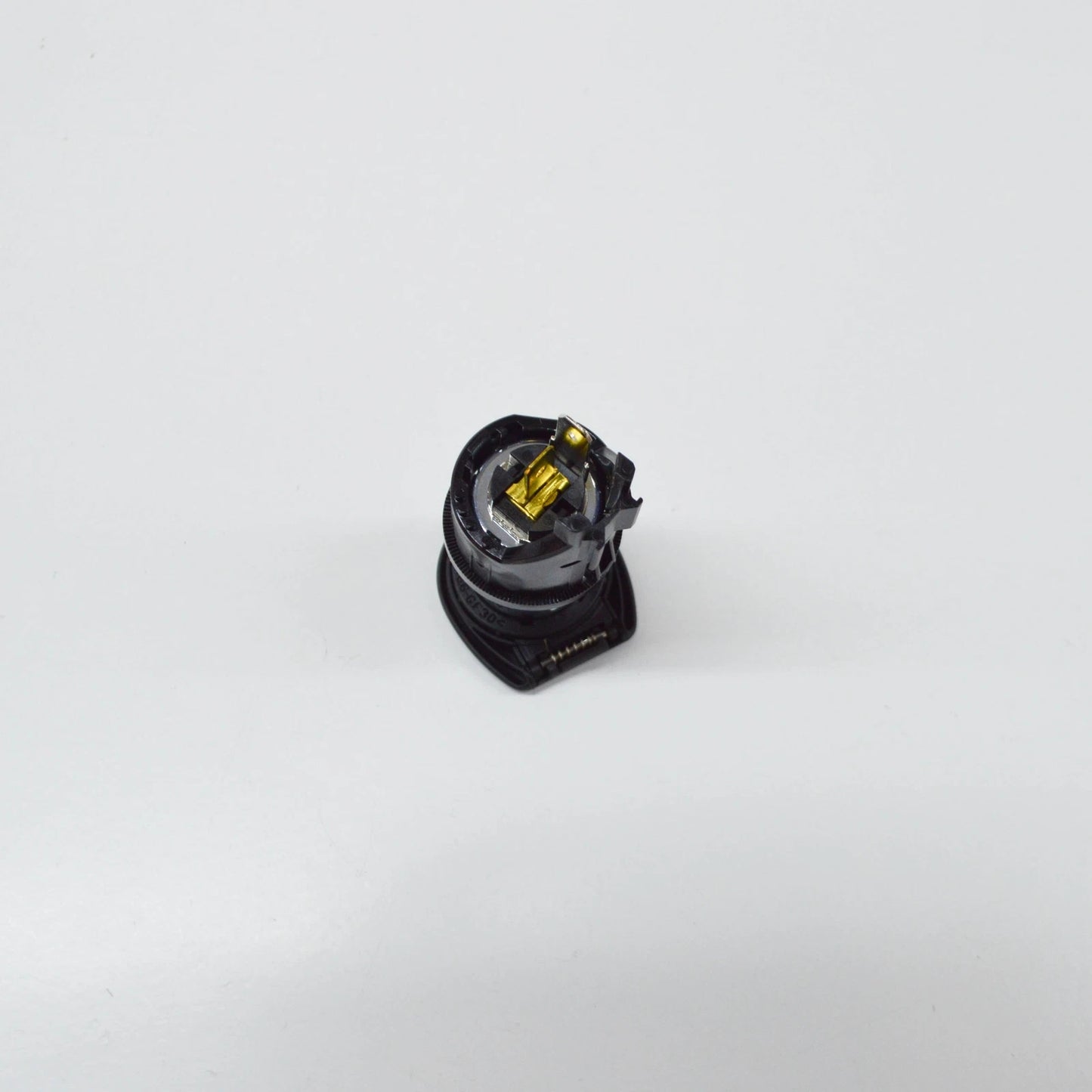 NEW VW CRAFTER 12 V SOCKET 2E0945505A ORIGINAL