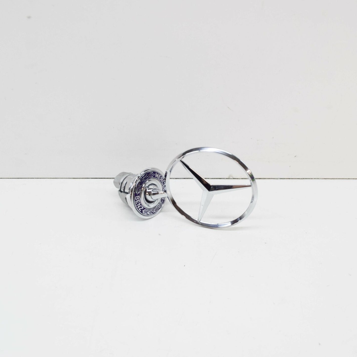 NEW MERCEDES-BENZ E W210 BONNET MERCEDES STAR BADGE A2108800186 ORIGINAL