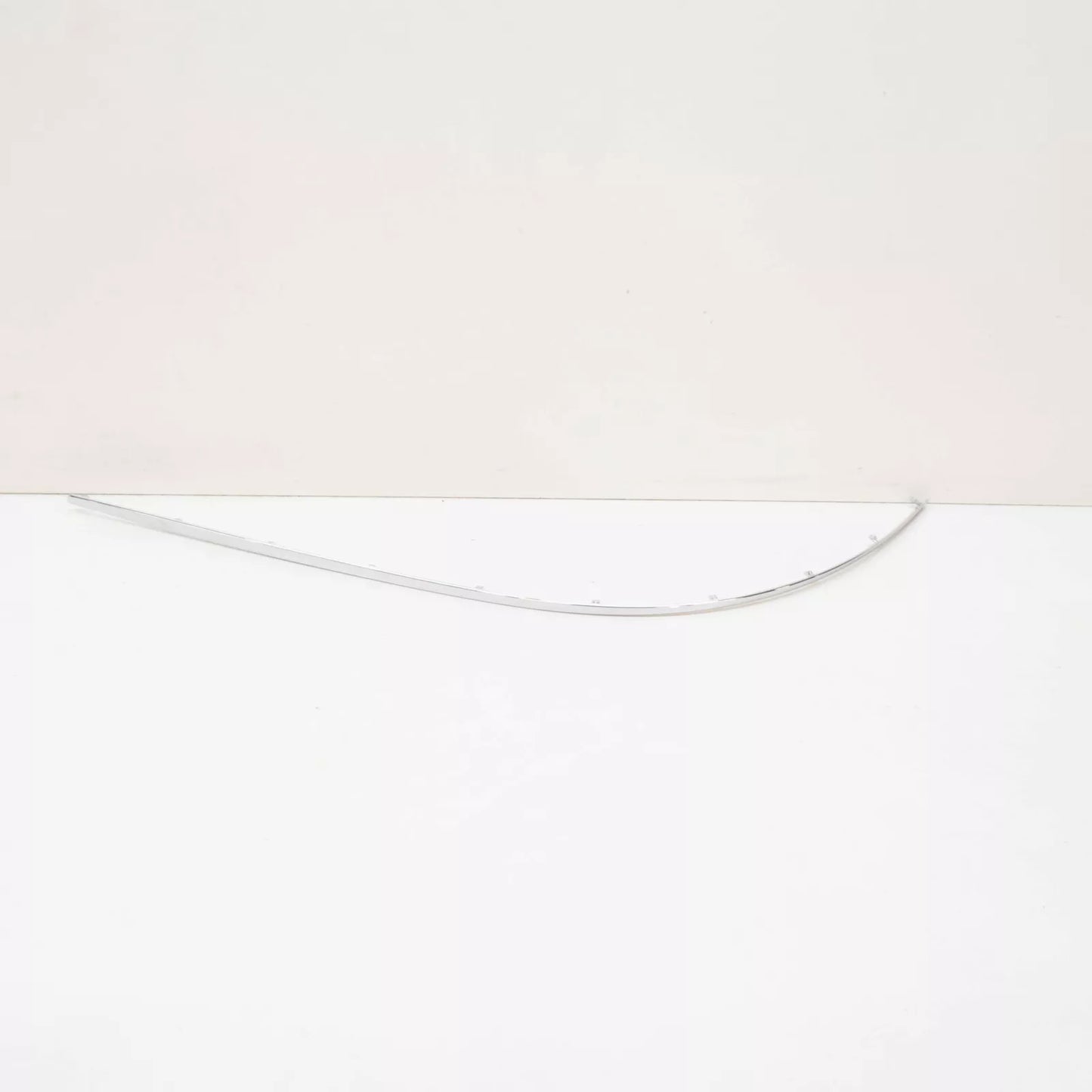 NEW MERCEDES-BENZ E COUPE C207 REAR BUMPER RIGHT MOLDING A2078852221 ORIGINAL