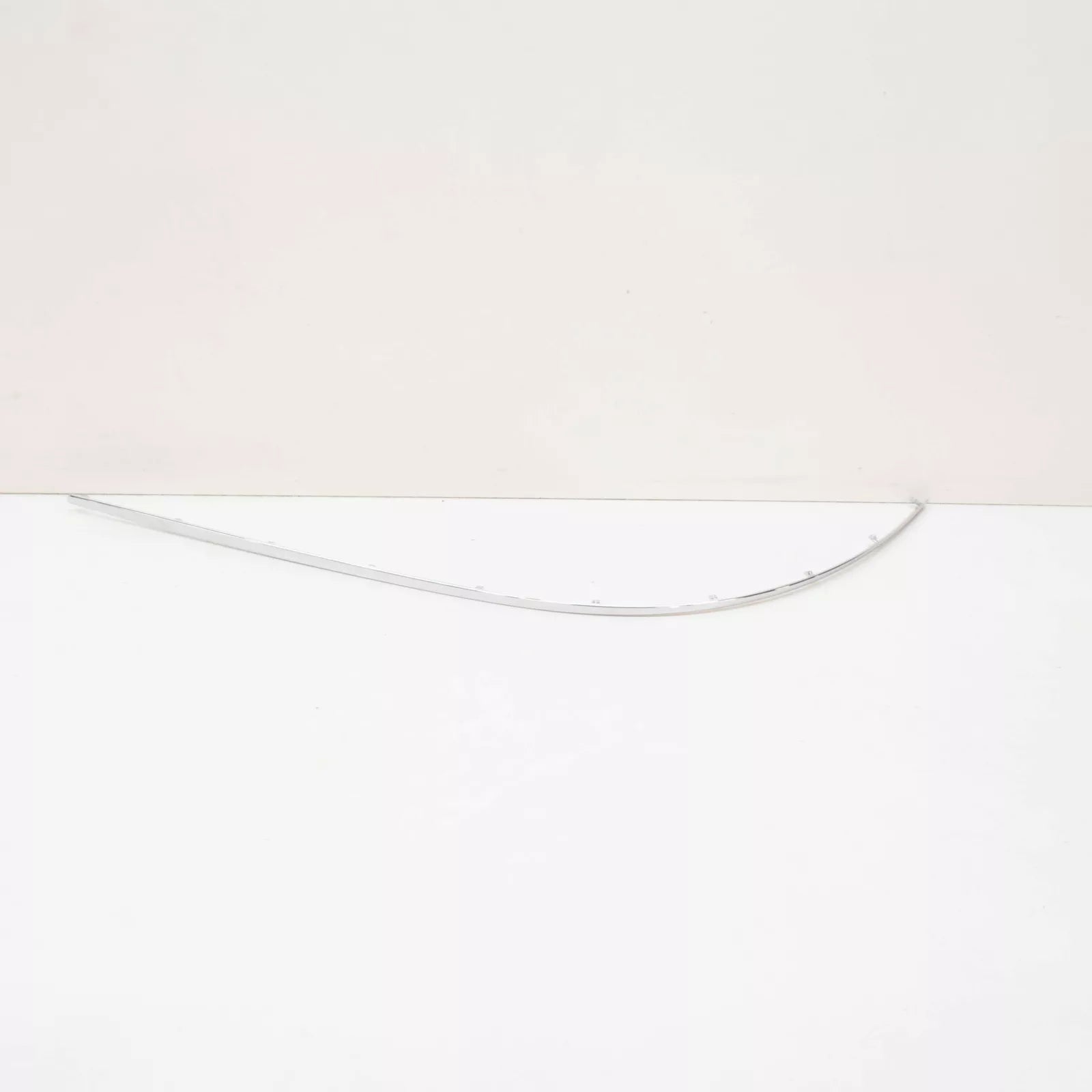 NEW MERCEDES-BENZ E COUPE C207 REAR BUMPER RIGHT MOLDING A2078852221 ORIGINAL