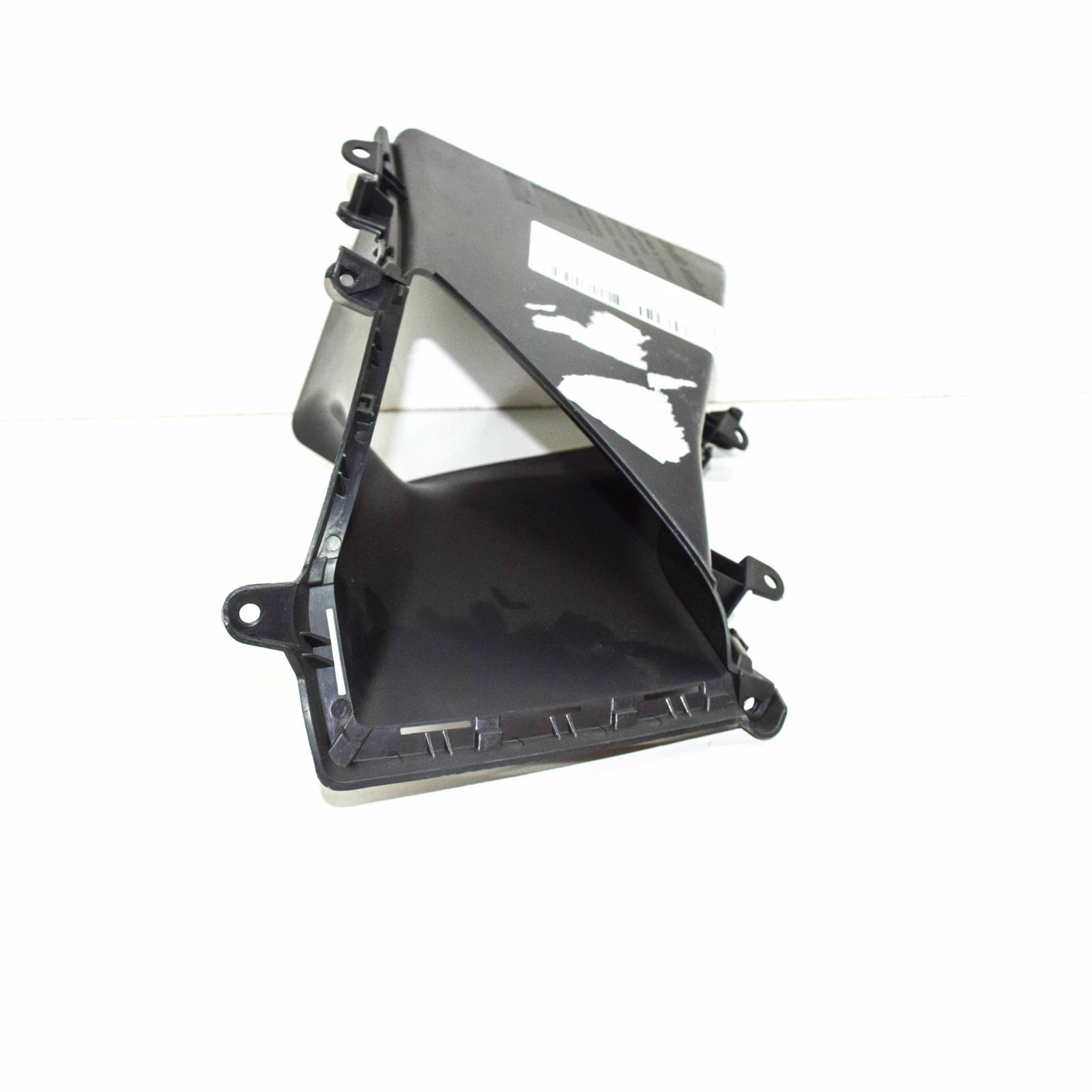 NEW VW GOLF MK7 FRONT RIGHT AIR GUIDE CHANNEL 5G08074069B9