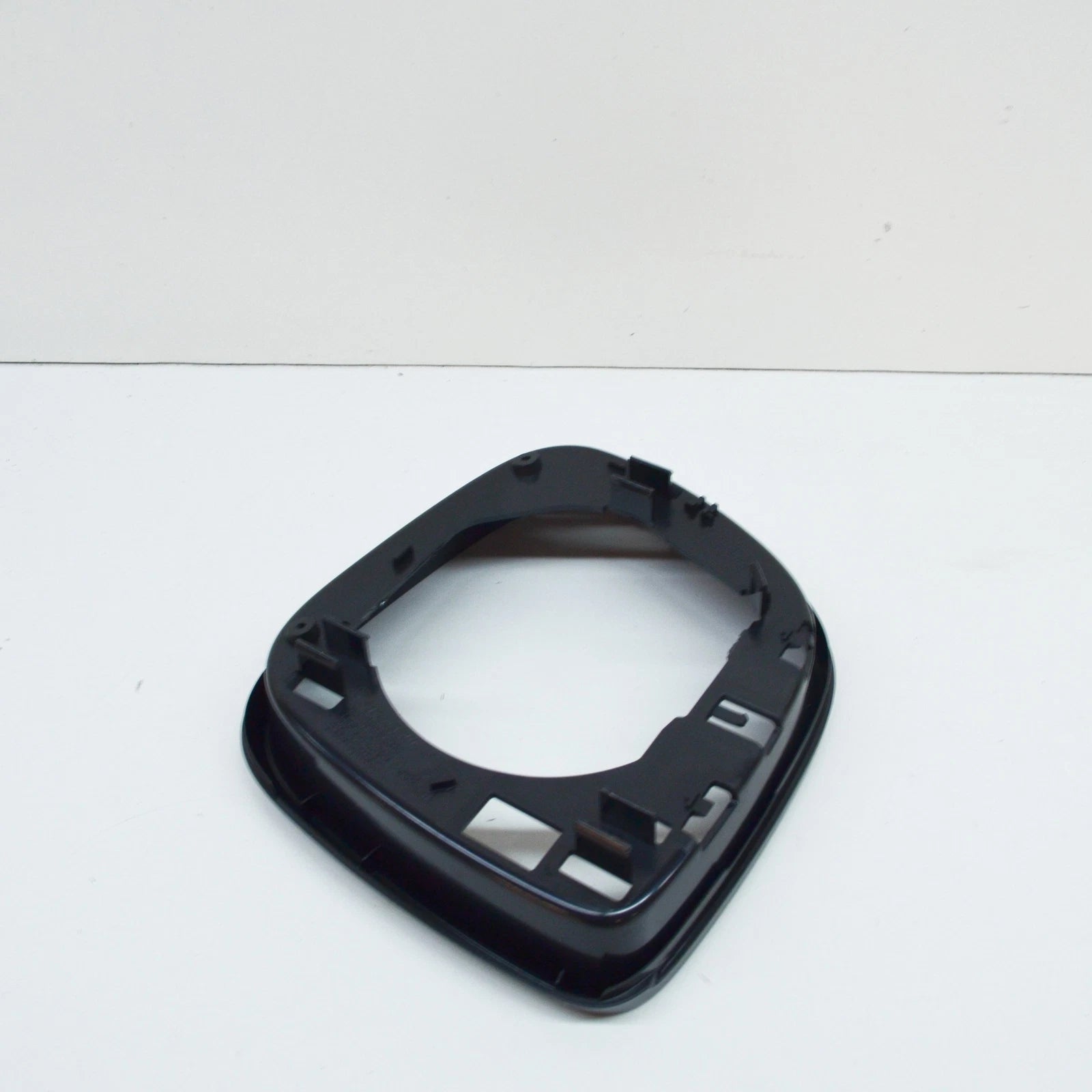 NEW VOLKSWAGEN AMAROK 2H RIGHT WING MIRROR TRIM RING 2H08585549B9
