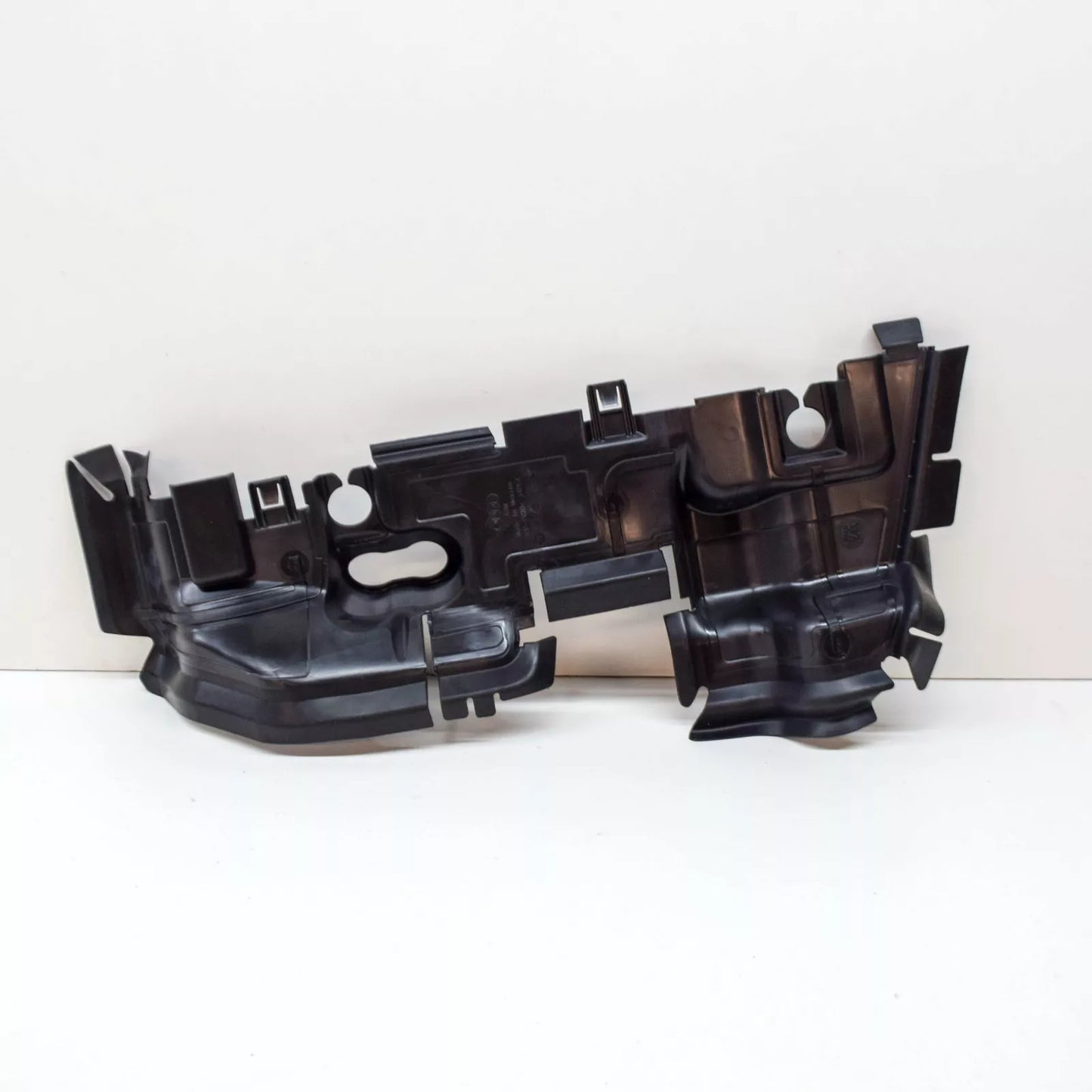 NEW AUDI Q5 SQ5 FY LEFT RADIATOR AIR GUIDE 80A121283EF ORIGINAL