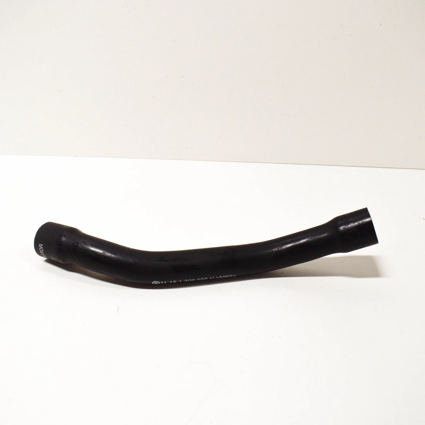 NEW BMW E23 E24 E28 ENGINE CRANKCASE VENT HOSE 11151306958 1306958 ORIGINAL