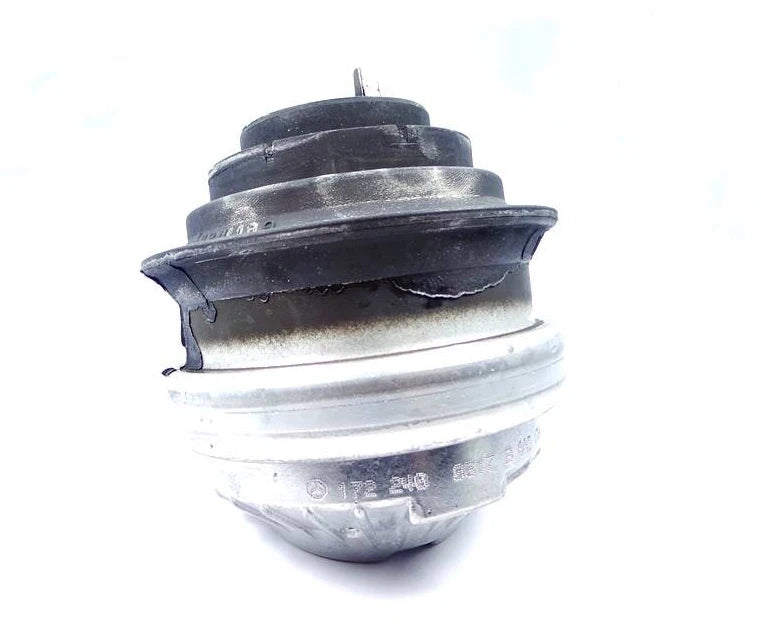 NEW MERCEDES-BENZ SLK R172 FRONT RIGHT ENGINE SUPPORT A1722400417 ORIGINAL
