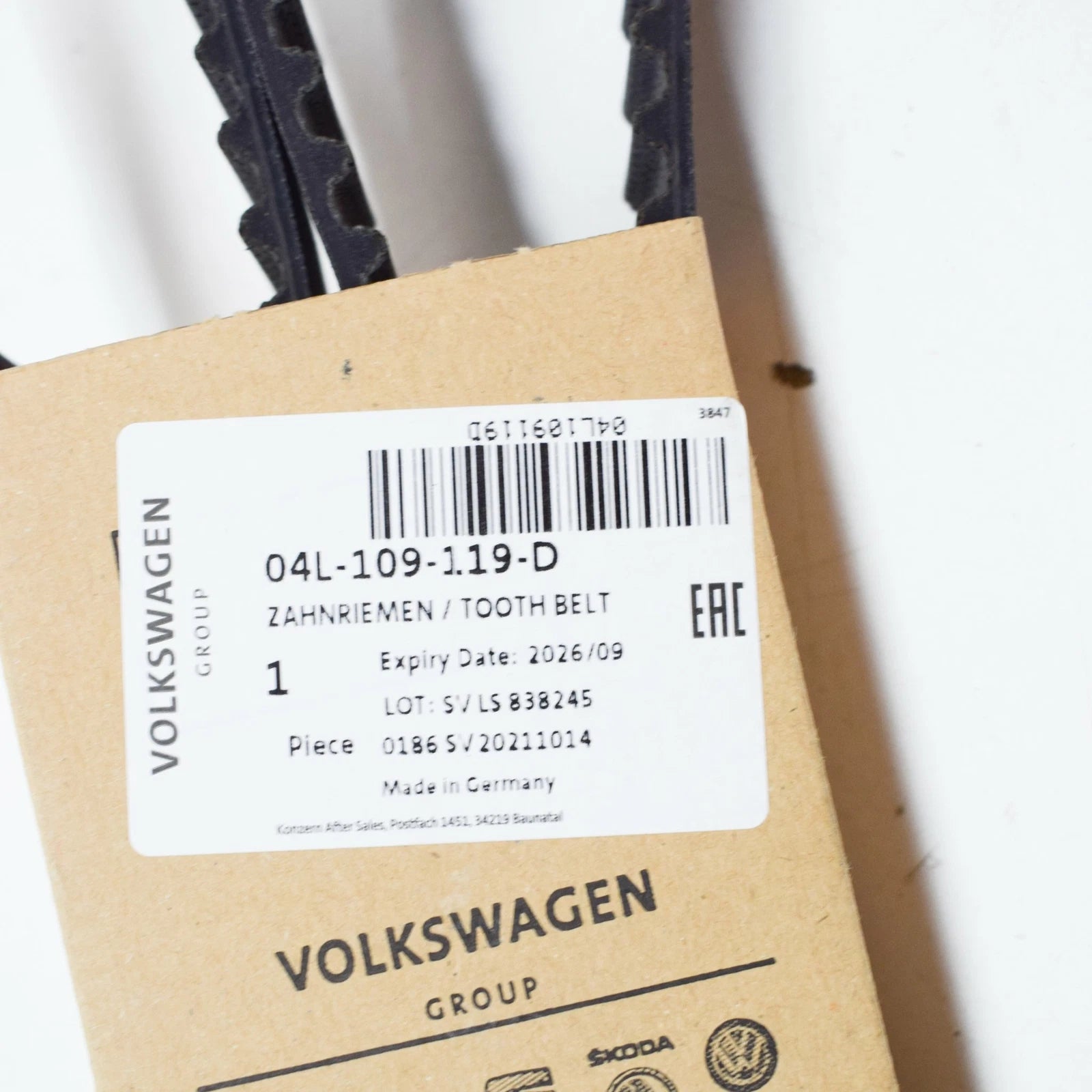 NEW AUDI A1 8X TIMING TOOTHED BELT 04L109119D